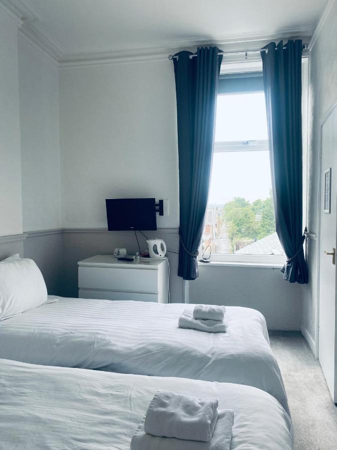 The Portmann Hotel Килмарнок Экстерьер фото